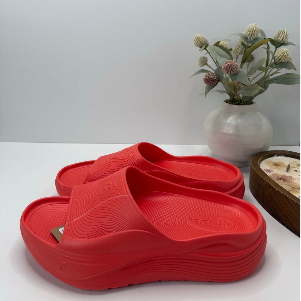 Clove Supercush Recovery Slide Comfort Lightweight Poppy Women 11/Men 10 NWOB